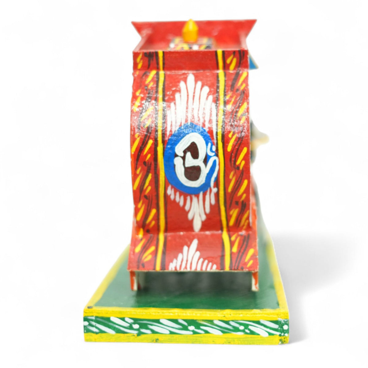 Kondapalli Krishna Arjuna Chariot — handcrafted wooden diorama scene, view 4