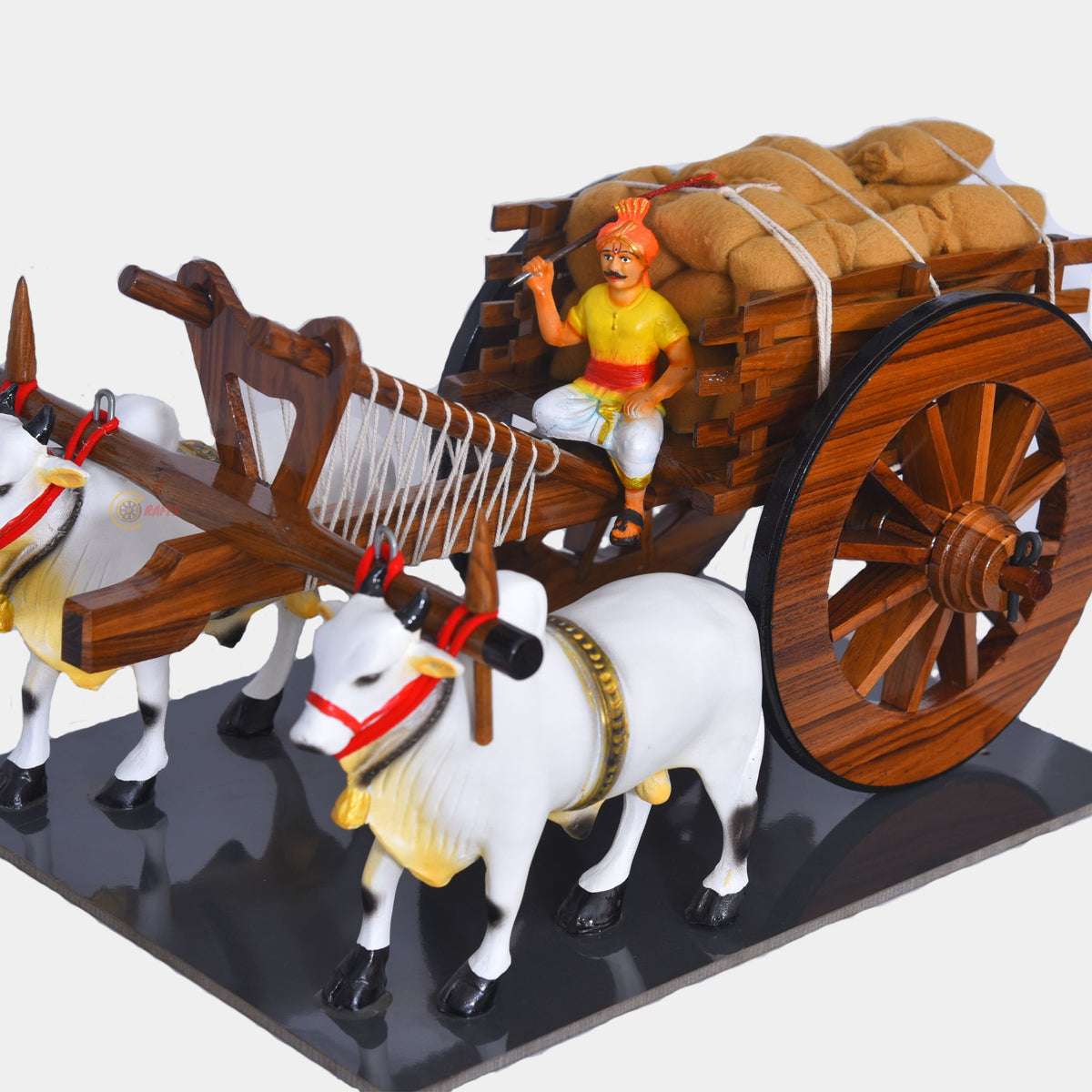 Teakwood Bullock Cart — close-up of the pair of bulls